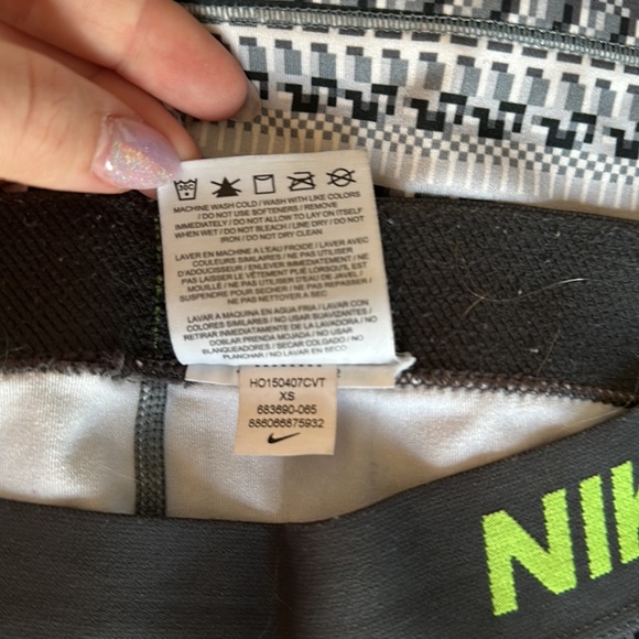 Nike Pro - Adult XS - Picture 3 of 3